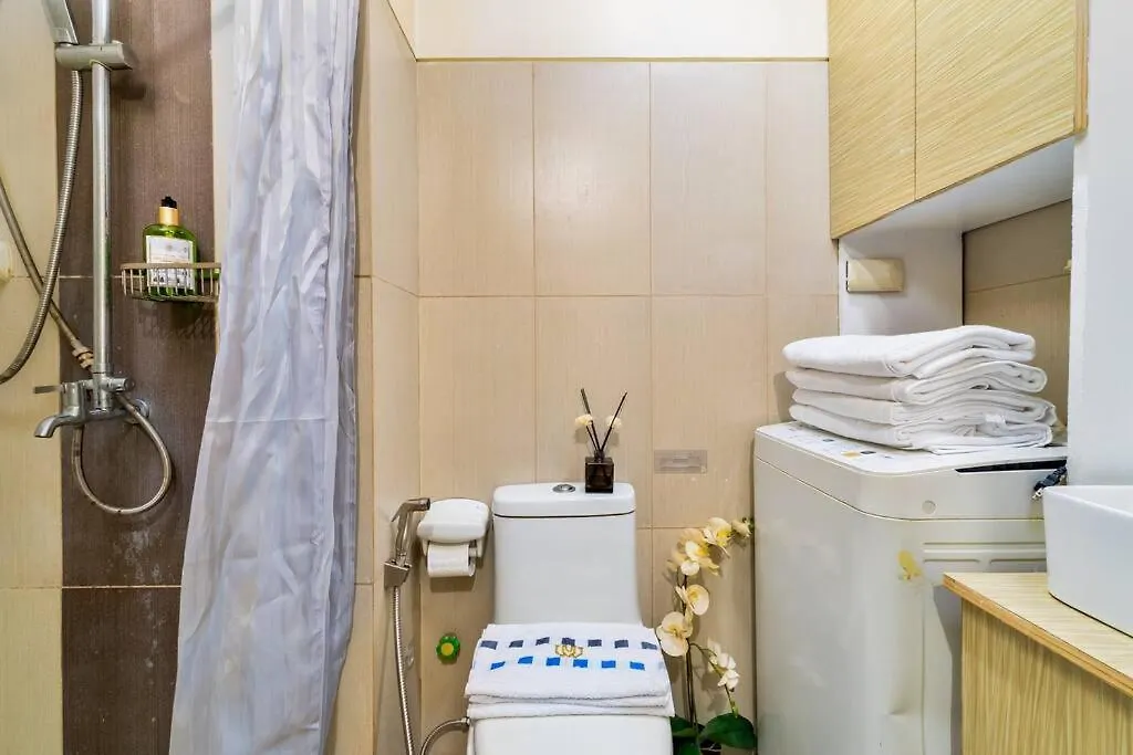 Urban Oasis Cozy Escape Apartment Manila